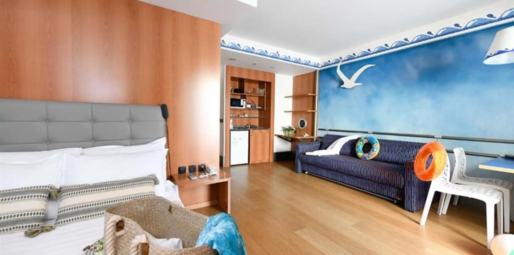 אמור קלאב אילת 402407032.jpg