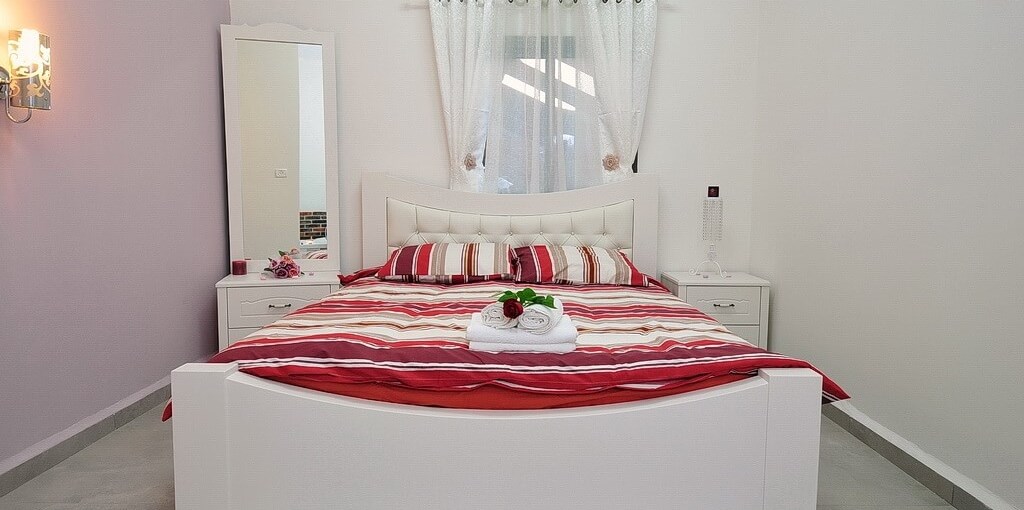 צימר מעל המעיין סוויטה 1 (5).JPG