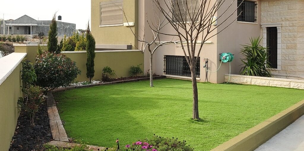 צימר מעל המעיין בריכה ונוף (5).JPG