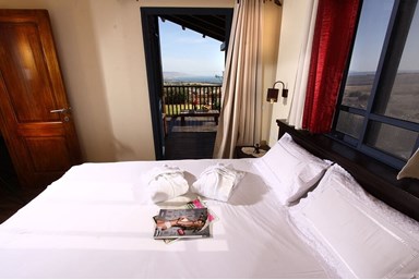 בקתות ארץ כנרת - בקתות העץ