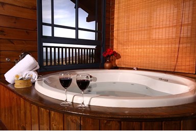 בקתות ארץ כנרת - בקתות העץ