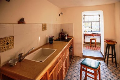 הקן בית נופש רומנטי בעין כרם