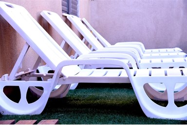 Sweet Amor - סוויט אמור - בריכה וג'קוזי בחצר