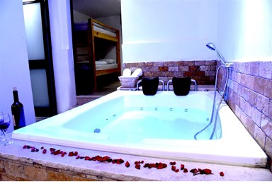 Sweet Amor - סוויט אמור - צימר B