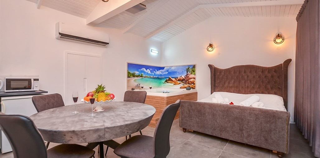 חלון לנוף ליאור (1).jpg