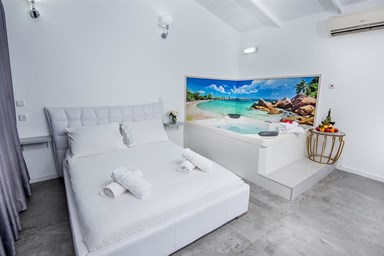 חלון לנוף - בקתת זוהר