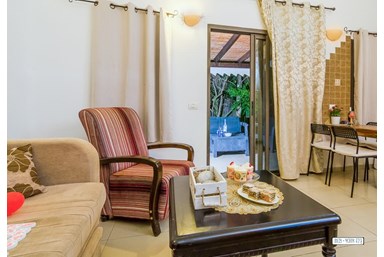 סוויטות בר בגולן - הג'קוזי והבריכה