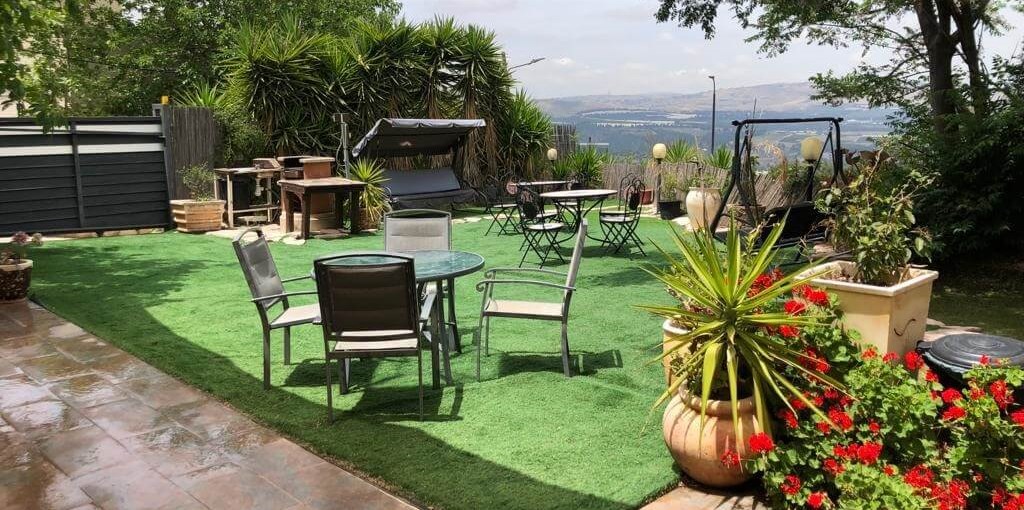 אוטופיה גלילית חצר משותפת (2).jpeg