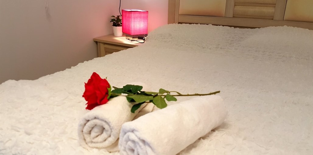 תמר על הים נעמי (10).jpg