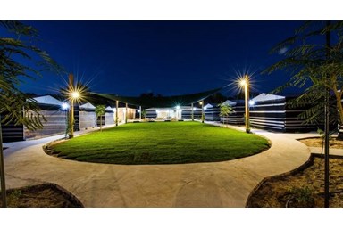 חאן מורגן - אירוח וחקלאות במדבר - מתחם החאן