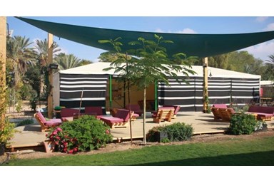 חאן מורגן - אירוח וחקלאות במדבר