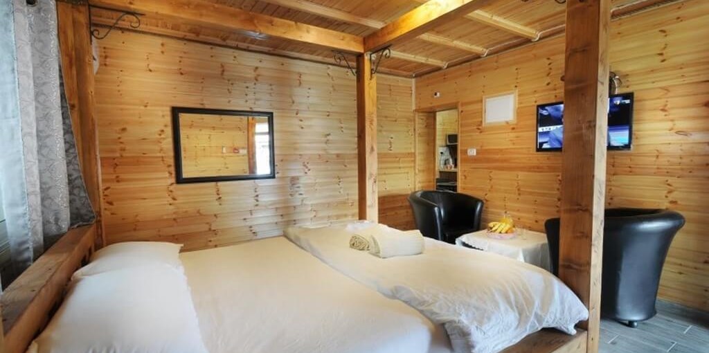 בקתות שרון הבקתות (23).jpg