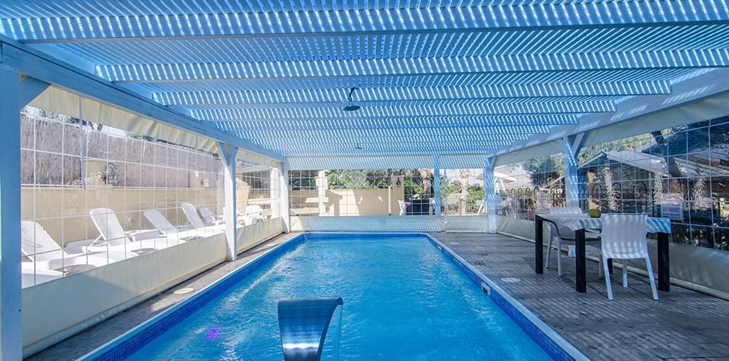 צימרים דרך הזית מתחם חוץ (3).jpg