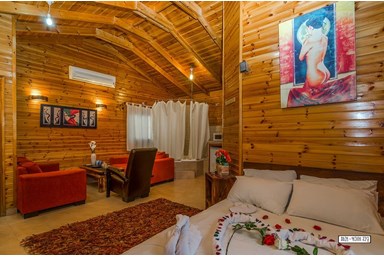 צימרים דרך הזית - בקתת מרלו