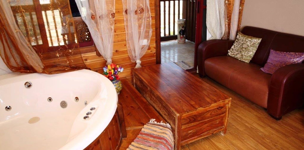 בקתות לב כנרת הבקתות (13).jpg