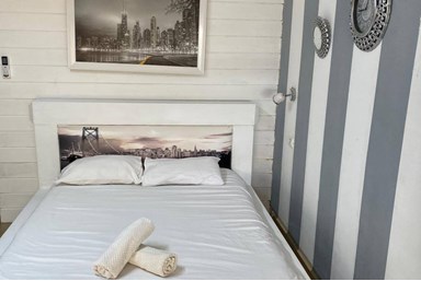  בדלתון - בקתת האירוח