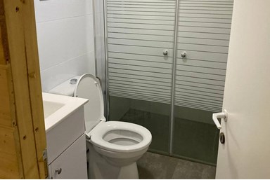  בדלתון - בקתת האירוח