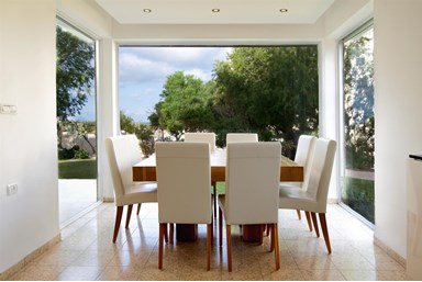 וילה על הים - הוילה