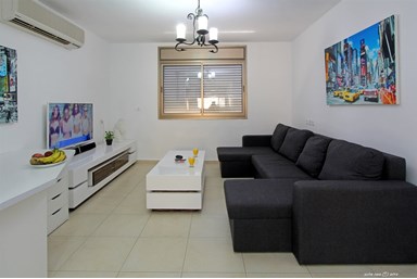 שיר בנוף - הוילה