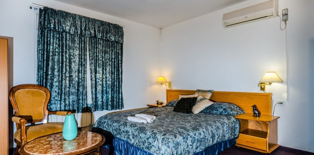 גולשי החרמון קומה עליונה משפחתי (3).jpg