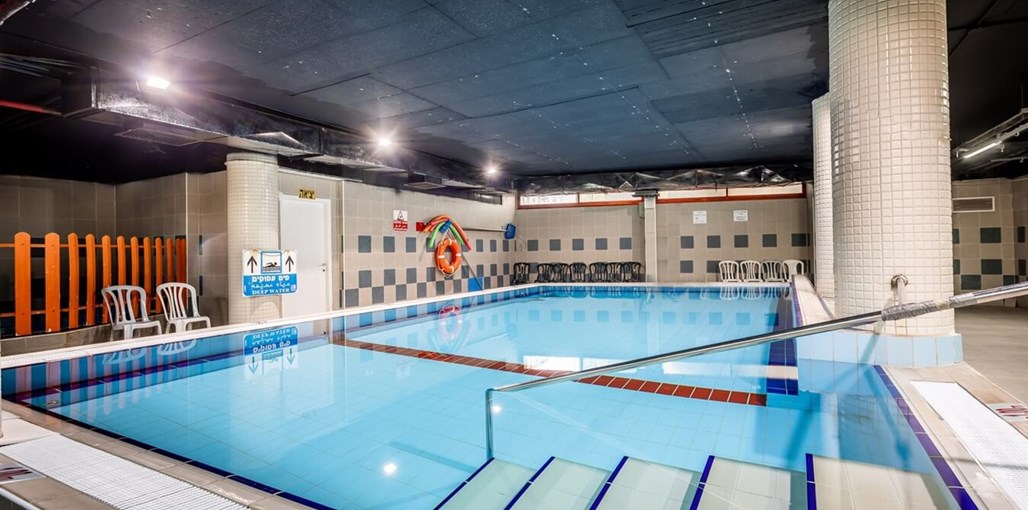 מלון ענבר ערד Pool_2.jpg