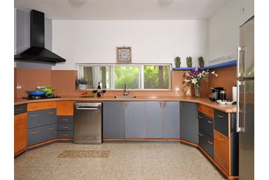 אהבה ולימונים - הוילה