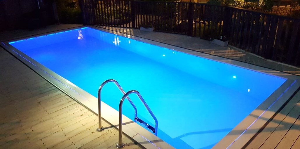 וולקנס הבריכה והחצר (9).jpg