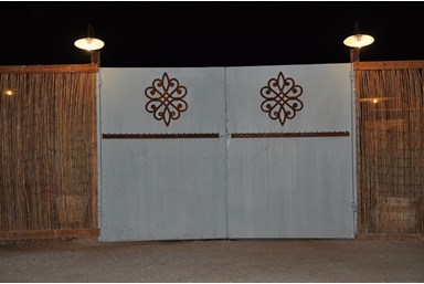 חאן אתנחתא במדבר - אוהלים ל- 16