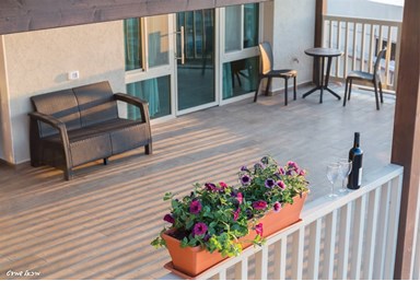 ברמה מעל הכנרת - הסוויטות