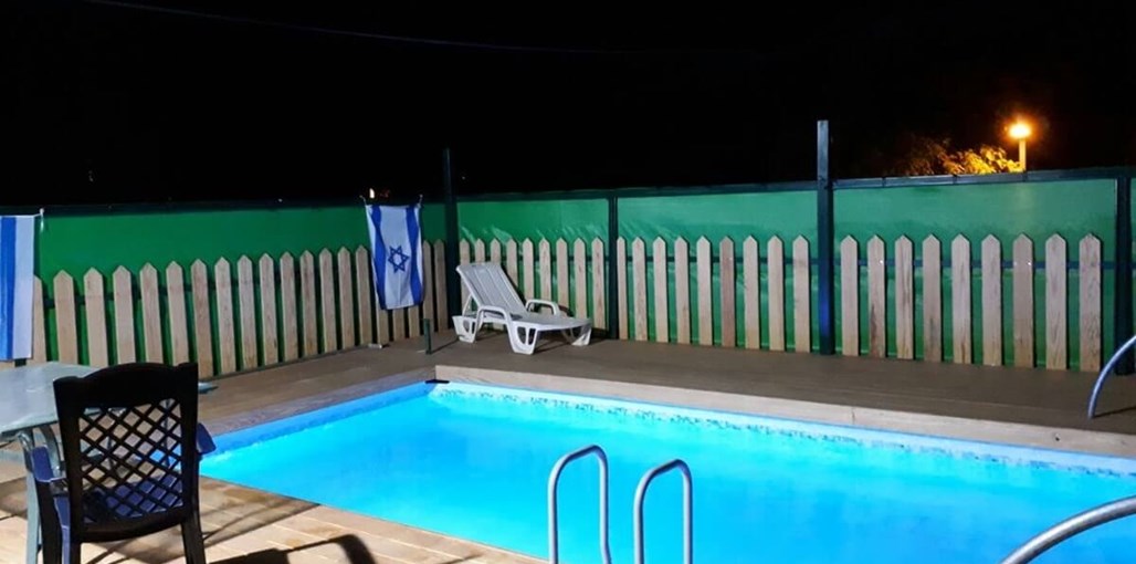 וילנית בריכה חדש.jpg