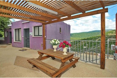 צימר נגיעות בטבע - משפחת מנדו