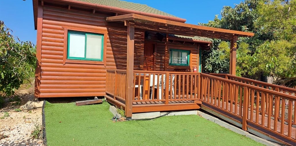 ניחוח גן עדן הבקתות (1).jpg