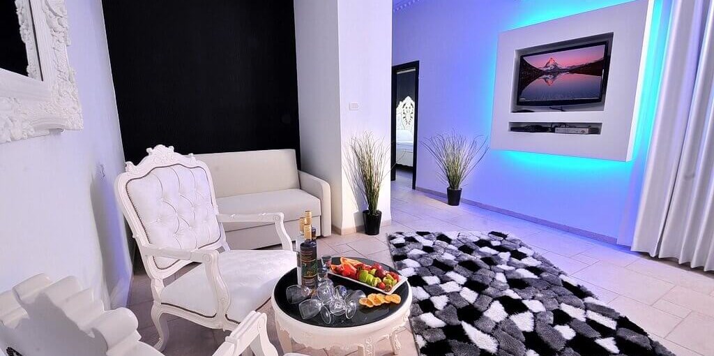 אחוזת דיימונדס לואי ה18 (2).jpg