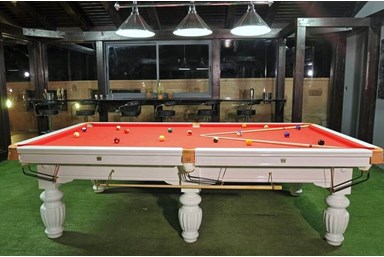 אחוזת דיימונדס - הג'קוזי הפטיו והנוף