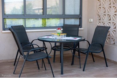 אביב בגליל - דירת אירוח 