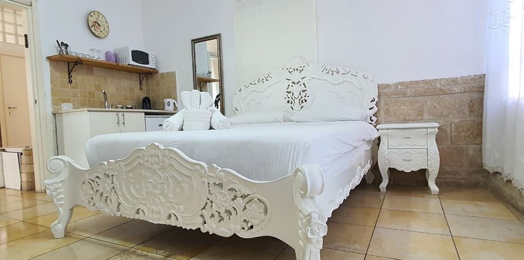 אחוזה באגם סטודיו (3).jpeg