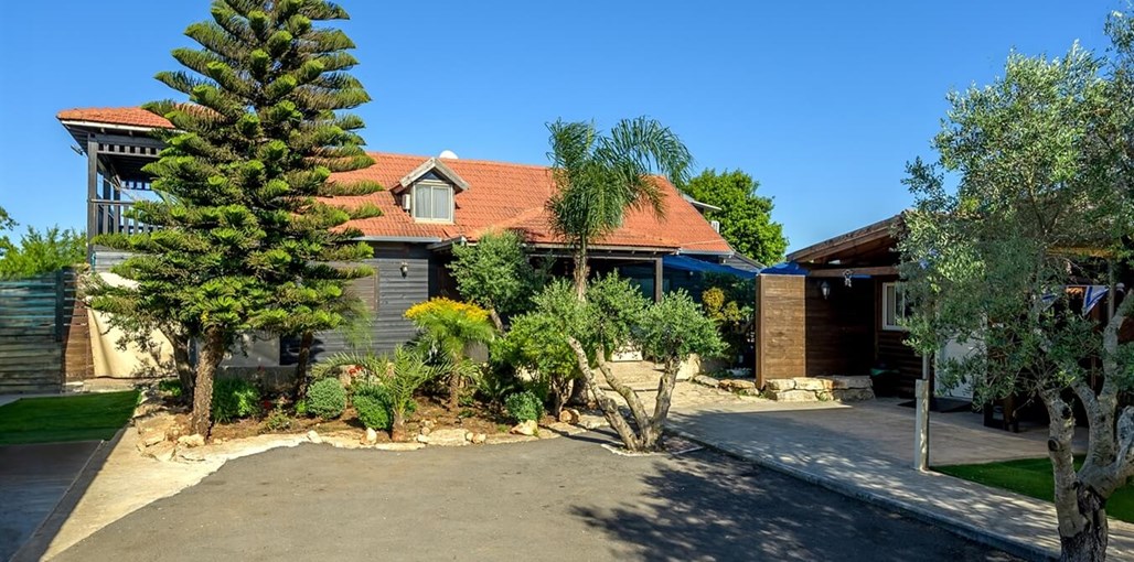 אחוזת אדי ואמאל וילה חוץ 21 (2).jpg