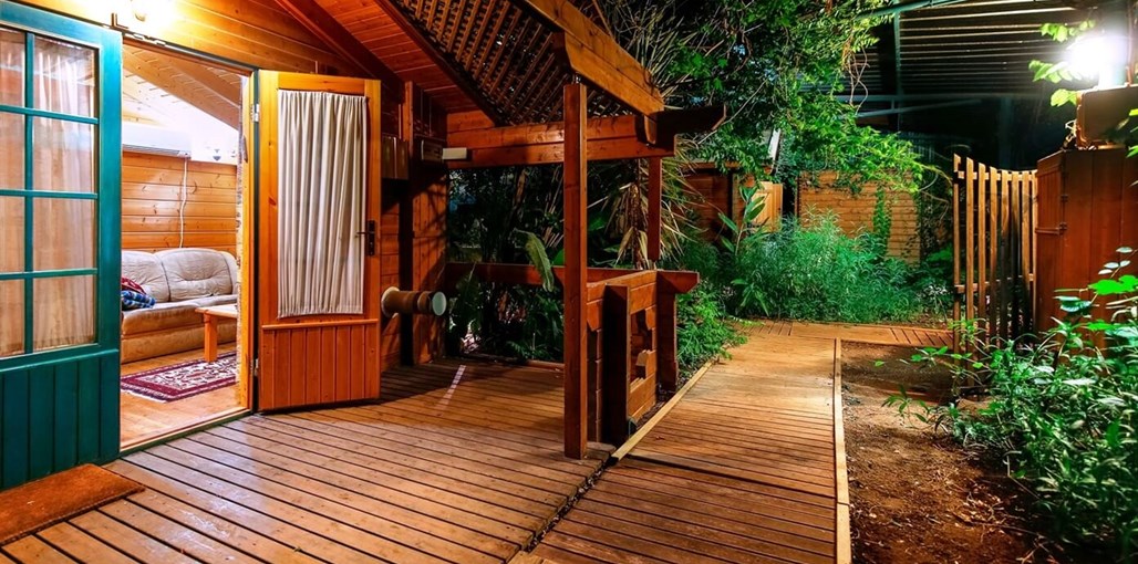 לבנדרין בקתות (1).jpg