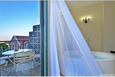 אחוזת יוסף - סוויטת ברקת