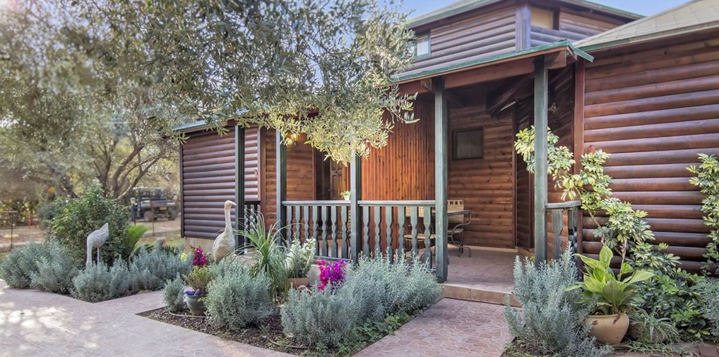 בקתות לבנדר בהרים outside (3).jpg