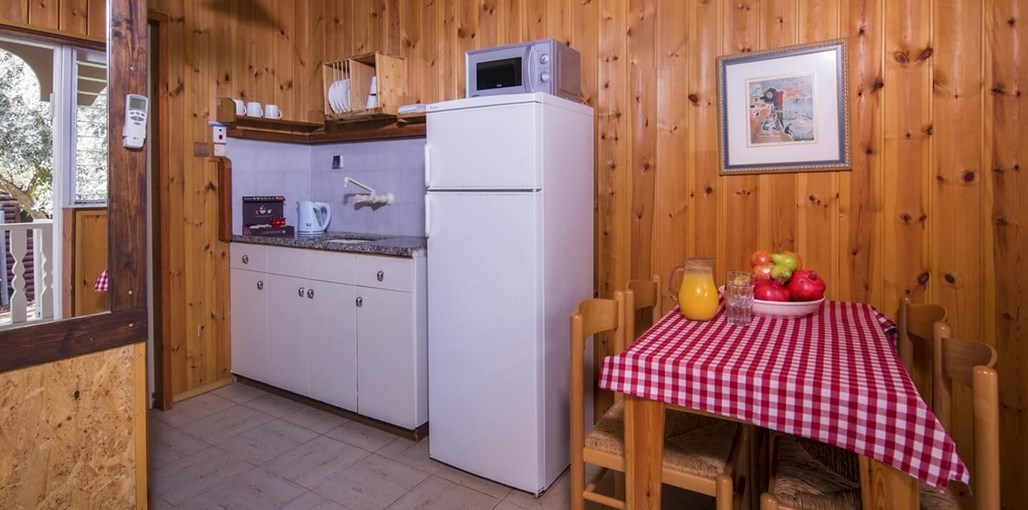 בקתות לבנדר בהרים biktot (2).jpg