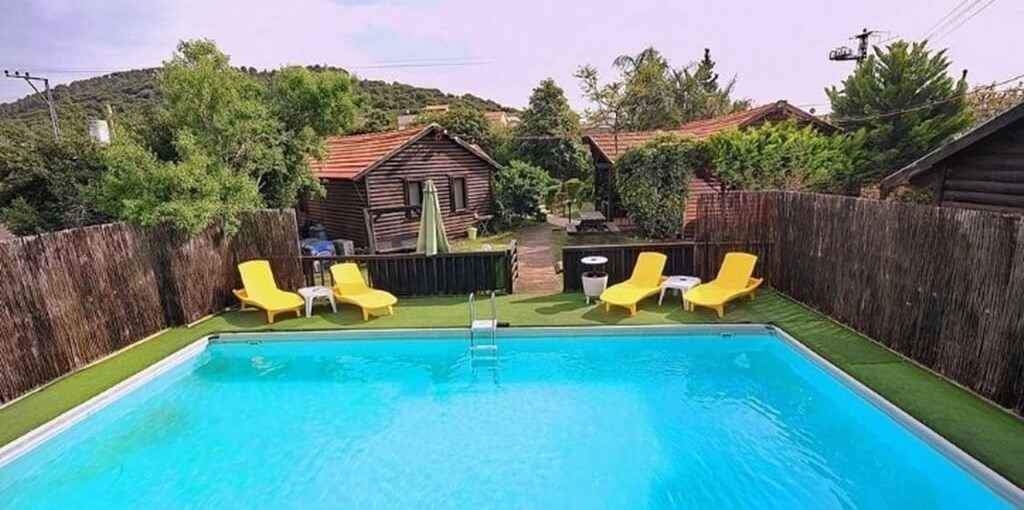 הראל בגליל חצר ובריכה (2).jpeg