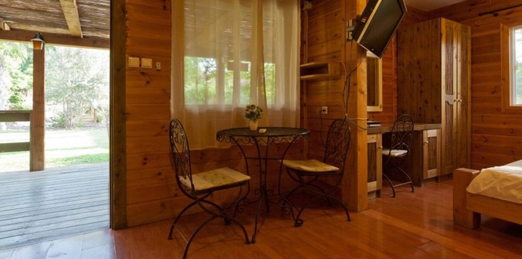 לבנון ברמות -  Lavnun beramot בקתות עץ (2).jpg