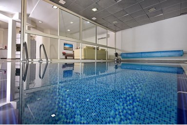 לינוי בגליל - החצר והבריכה