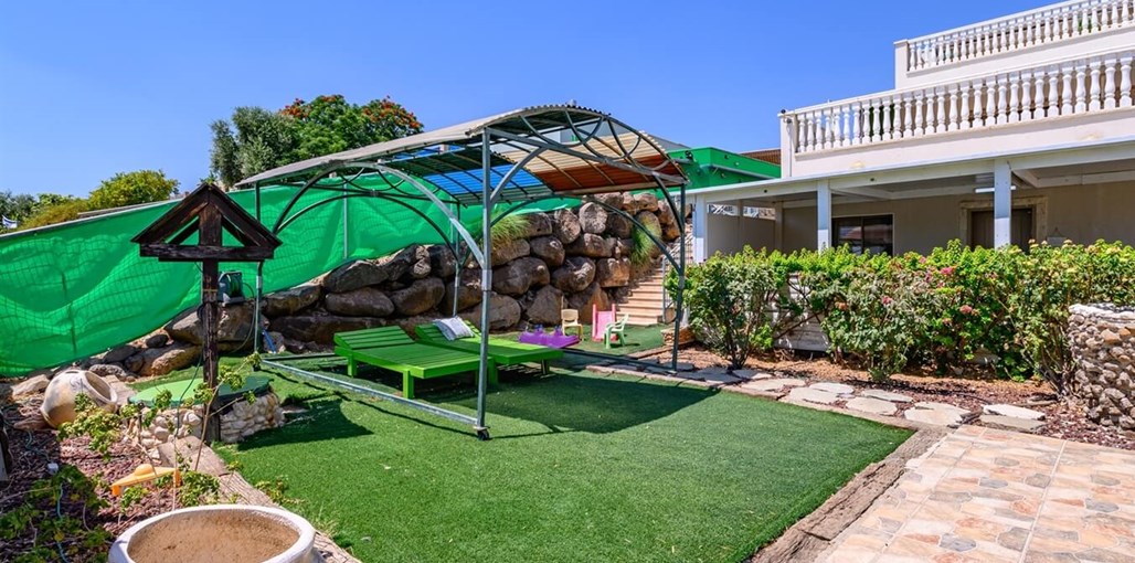 אחוזת ריצ'מונד חצר (8).jpg