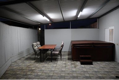 אירוח מעל הכנרת - הבריכה, הג'קוזי והסביבה