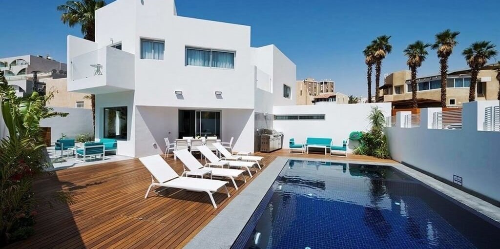 וילה גרדניה v4u_1495101070478814_1200x710.jpg