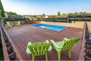 חלום בטבע - החצר והבריכה