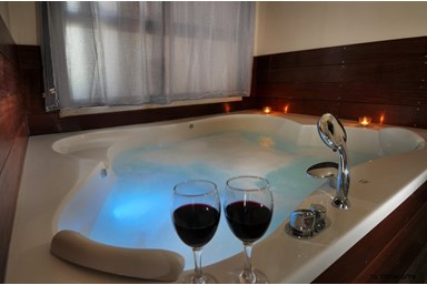 אחוזת נעמה - הסוויטות