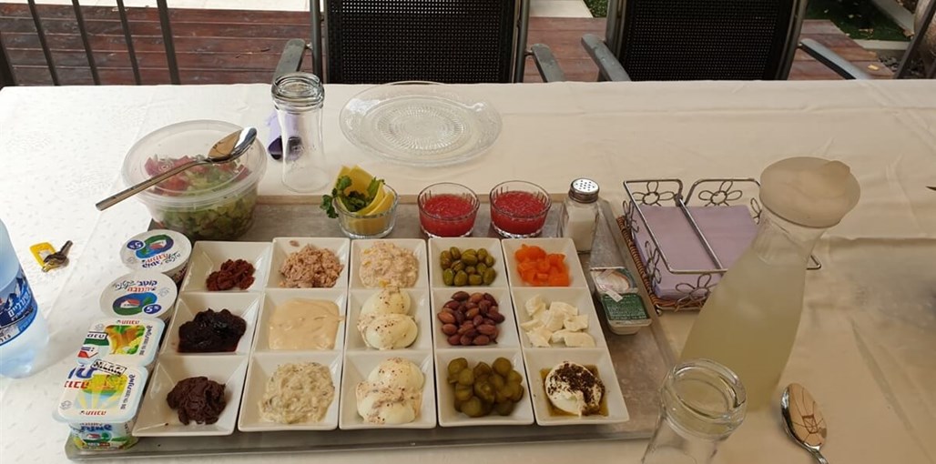 נופש של מזל ארוחת בוקר (3).jpg